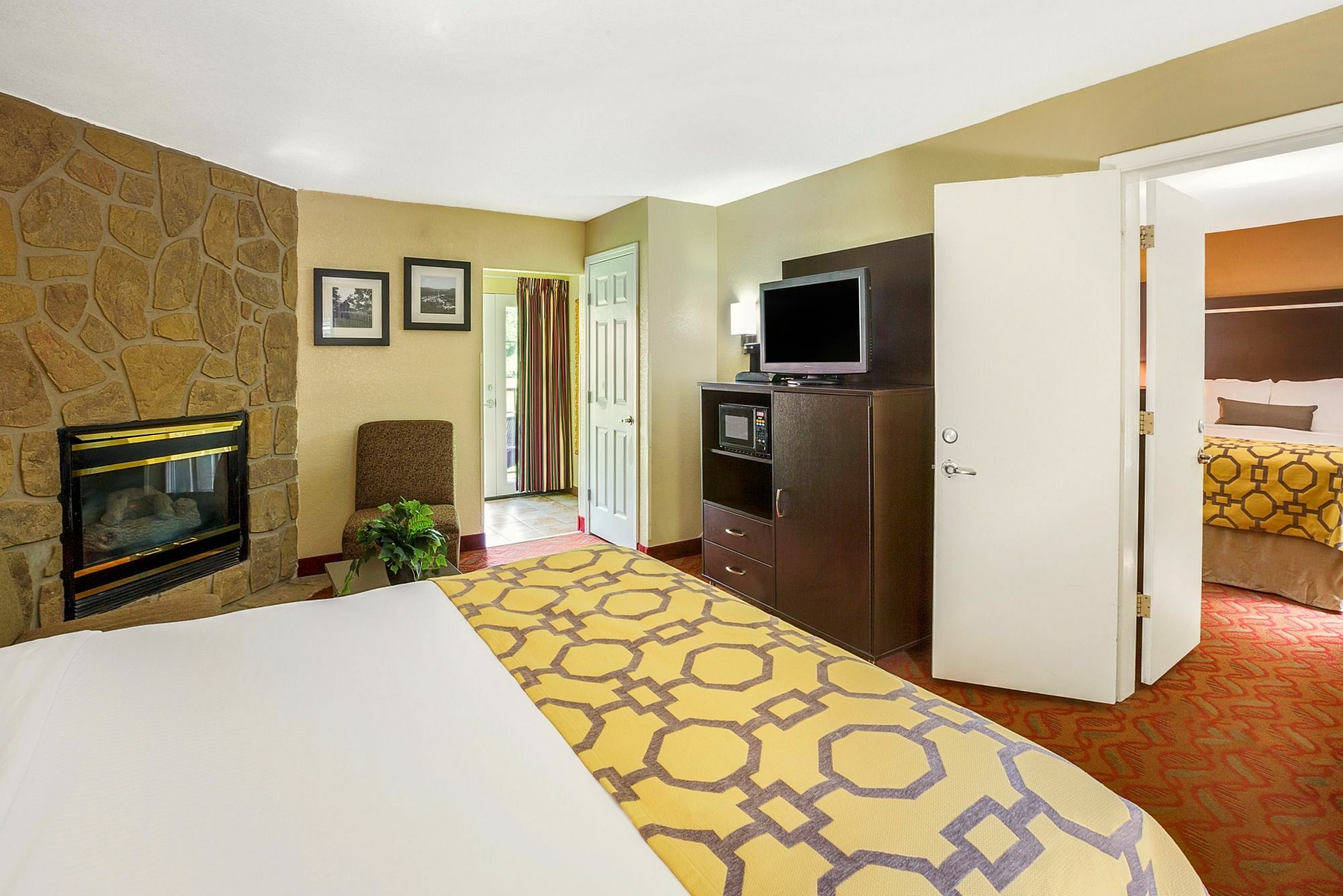Baymont By Wyndham Gatlinburg On The River Extérieur photo