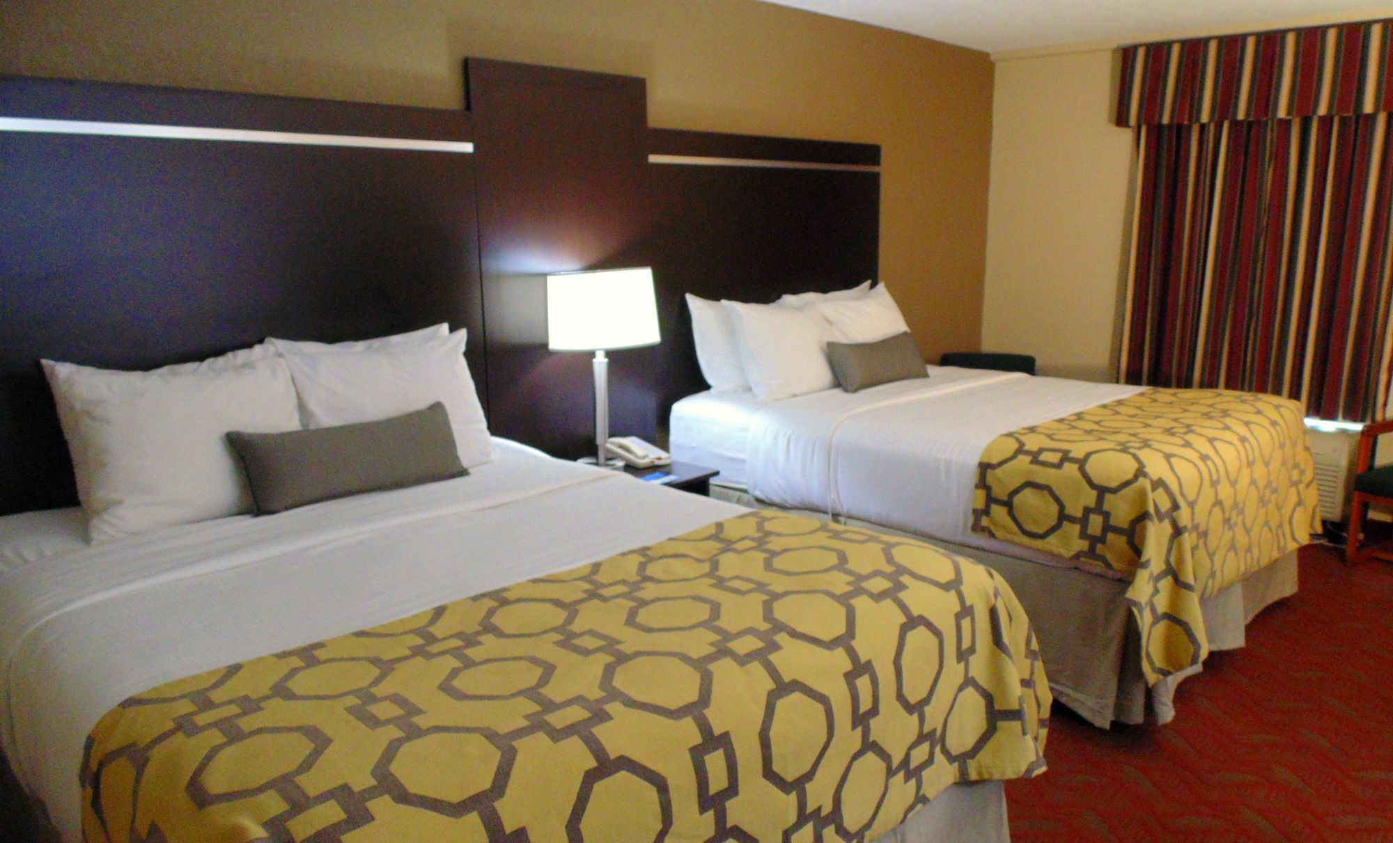 Baymont By Wyndham Gatlinburg On The River Extérieur photo