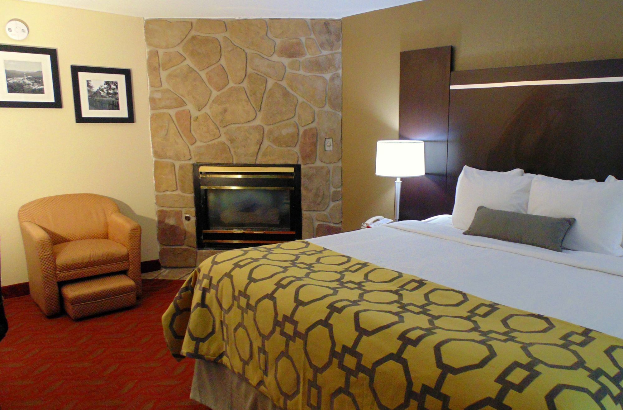 Baymont By Wyndham Gatlinburg On The River Extérieur photo