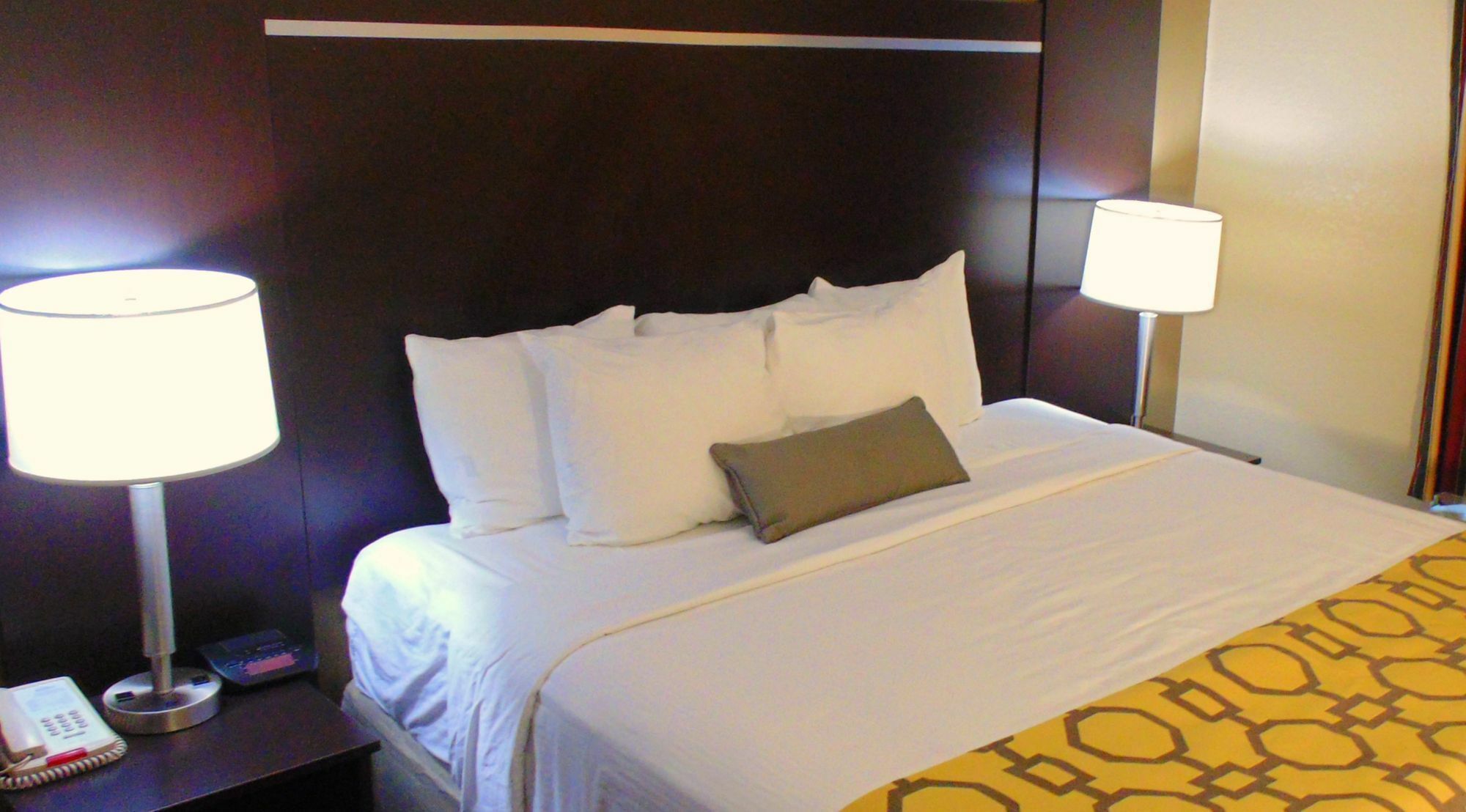 Baymont By Wyndham Gatlinburg On The River Extérieur photo